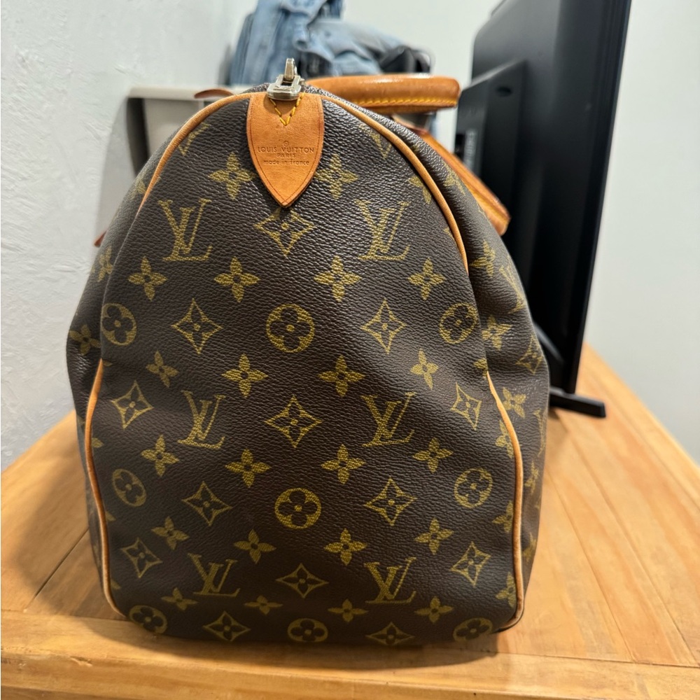Louis Vuitton Monogram Keepall 45 Canvas Duffel with Natural Leather Trim - Picture 4 of 8